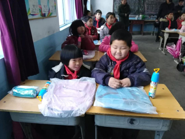 微信图片_20190114094902_副本.jpg