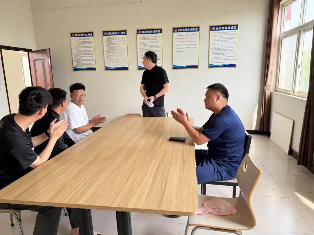 春意盎然战鼓擂 淬火练兵正当时